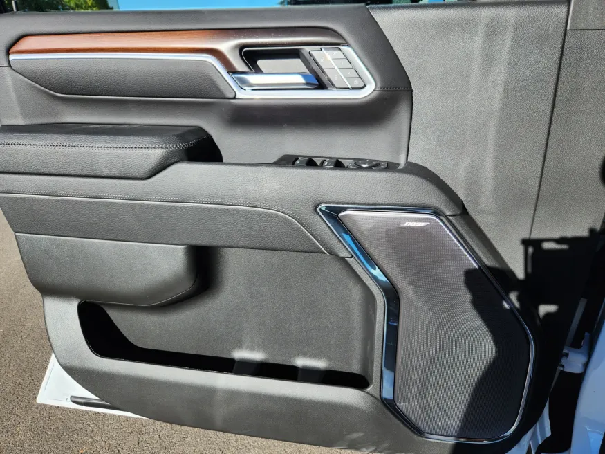 2026 GMC Sierra 2500HD Denali | Photo 5 of 31