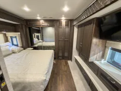 2023 Newmar Bay Star 3408 | Thumbnail Photo 22 of 38