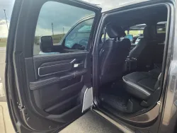 2025 RAM 3500 Laramie | Thumbnail Photo 11 of 26