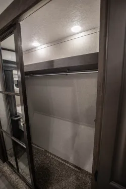 2022 Coachmen Brookstone 398MBL | Thumbnail Photo 27 of 27