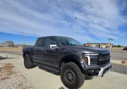 2025 Ford F-150 | Thumbnail Photo 3 of 32