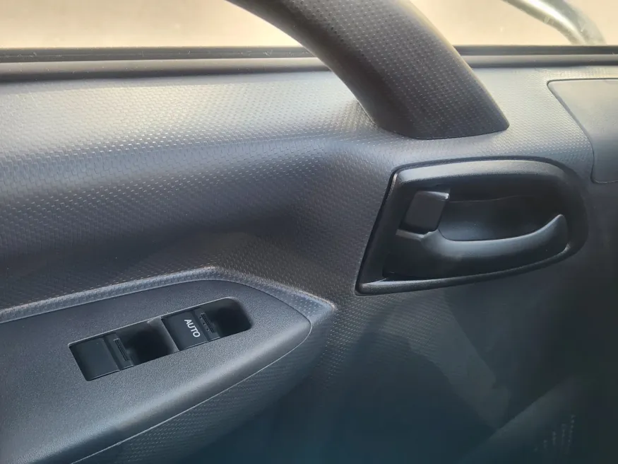 2026 Isuzu NPR-HD | Photo 11 of 20