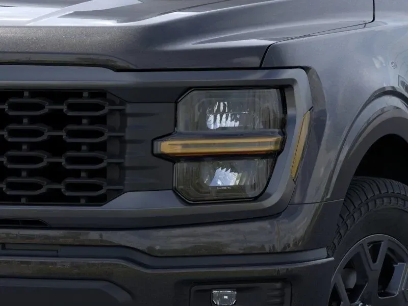 2026 Ford F-150 | Photo 17 of 22