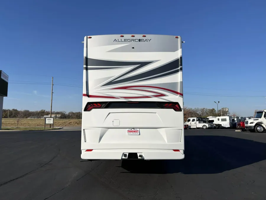 2026 Tiffin Allegro Bay 38BB | Photo 6 of 37