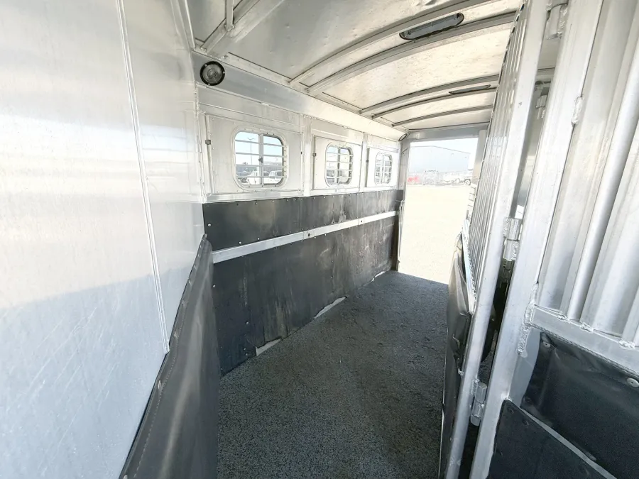 2001 4 Star 3HGN | Photo 11 of 17