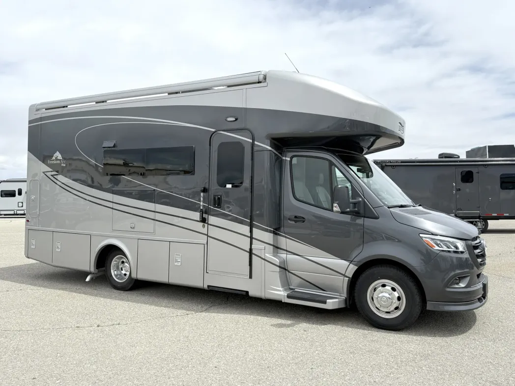 2026 Newmar Freedom Aire 2515 