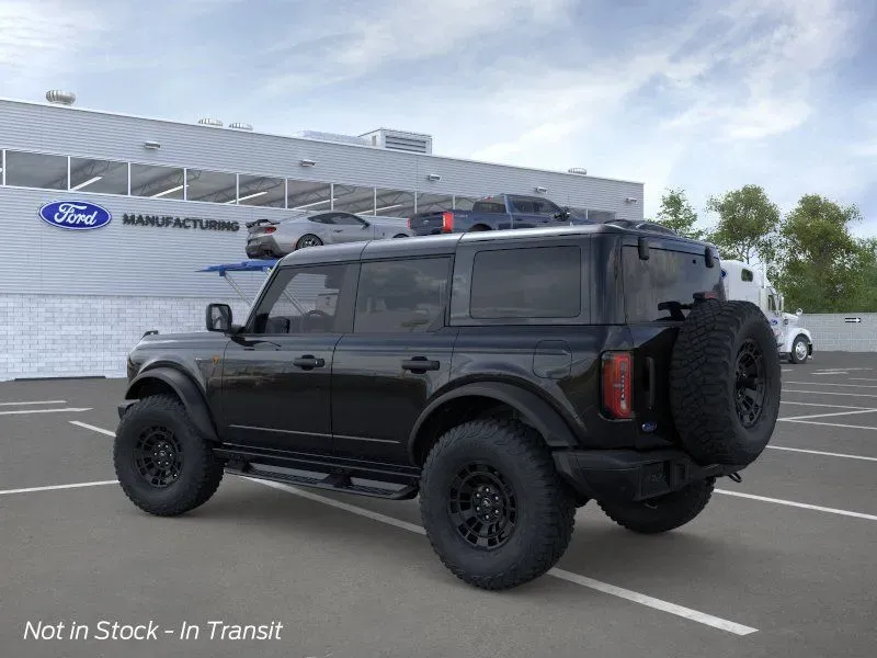 2026 Ford Bronco Badlands | Photo 3 of 24