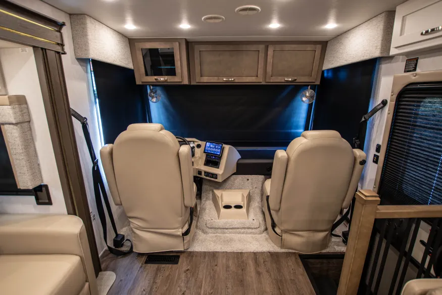 2026 Newmar Bay Star Sport 3225 | Photo 12 of 25