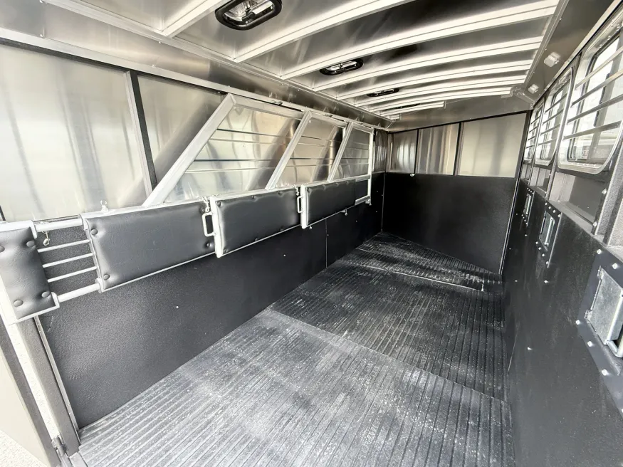 2026 Logan Coach Bullseye 4HGN | Photo 11 of 15