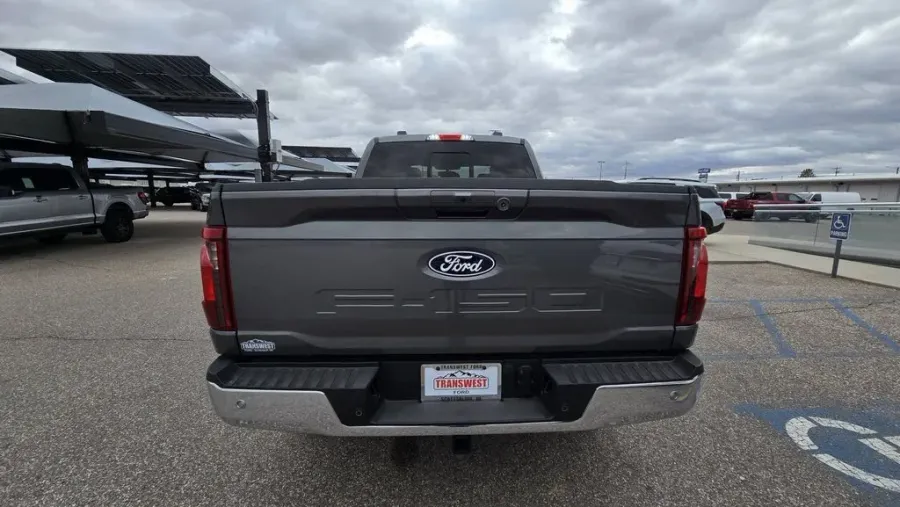 2026 Ford F-150 | Photo 7 of 30