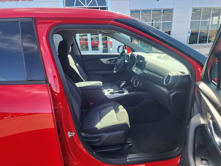 2023 Chevrolet Blazer LT | Photo 16 of 24
