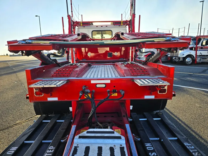 2019 Western Star 4900 | Photo 6 of 34