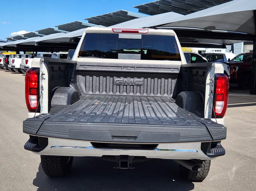 2026 GMC Sierra 2500HD SLE | Photo 16 of 28