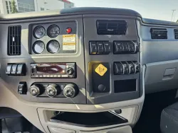 2024 Peterbilt 567 | Thumbnail Photo 10 of 19