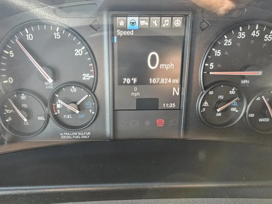 2025 Western Star 47X | Photo 19 of 19