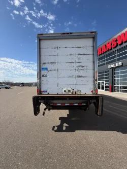 2016 Hino 268 | Thumbnail Photo 9 of 11