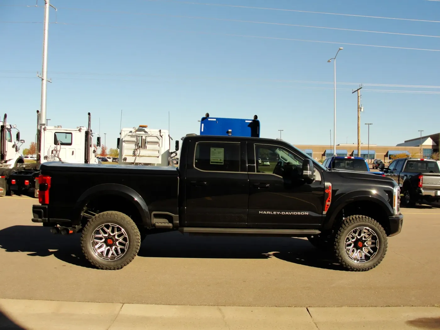 2026 Ford F-250 Lariat | Photo 4 of 19