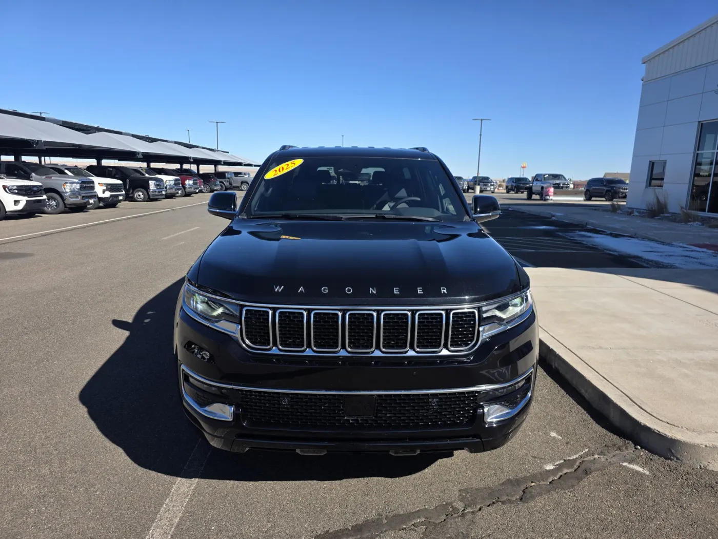 2025 Jeep Wagoneer L Base | Photo 2 of 34