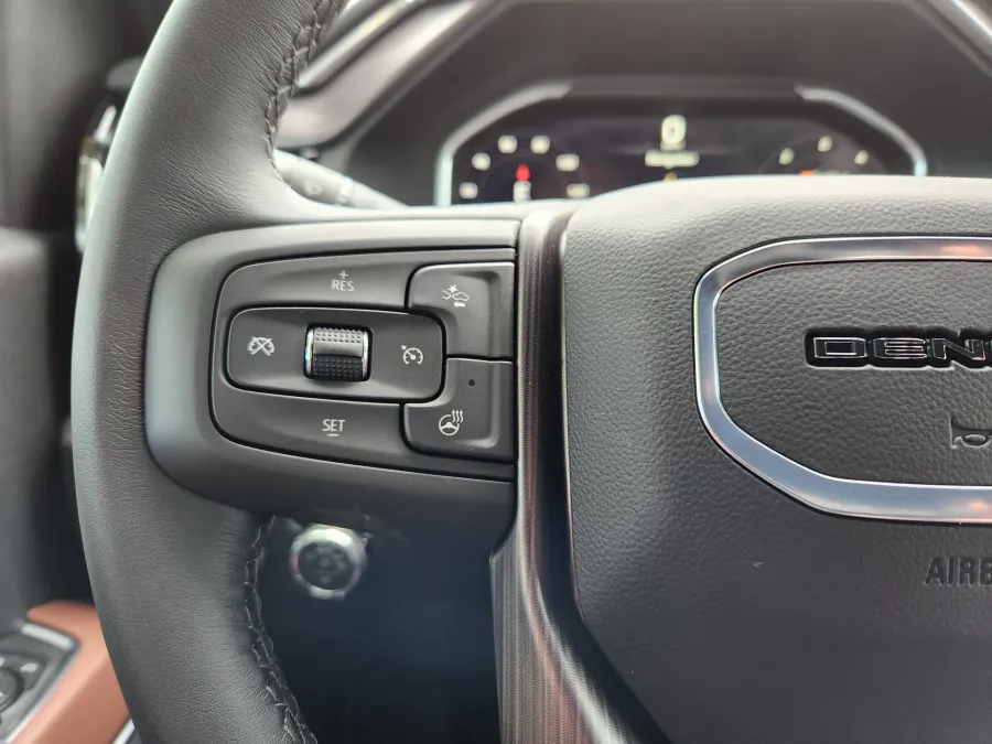 2026 GMC Sierra 2500HD Denali Ultimate | Photo 23 of 31