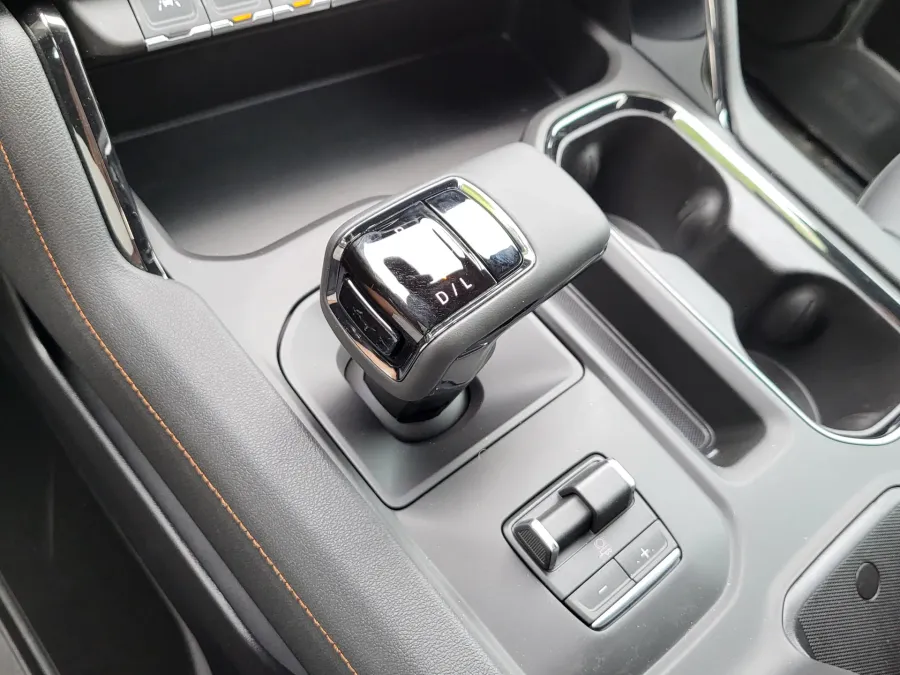 2026 GMC Sierra 1500 AT4 | Photo 17 of 26
