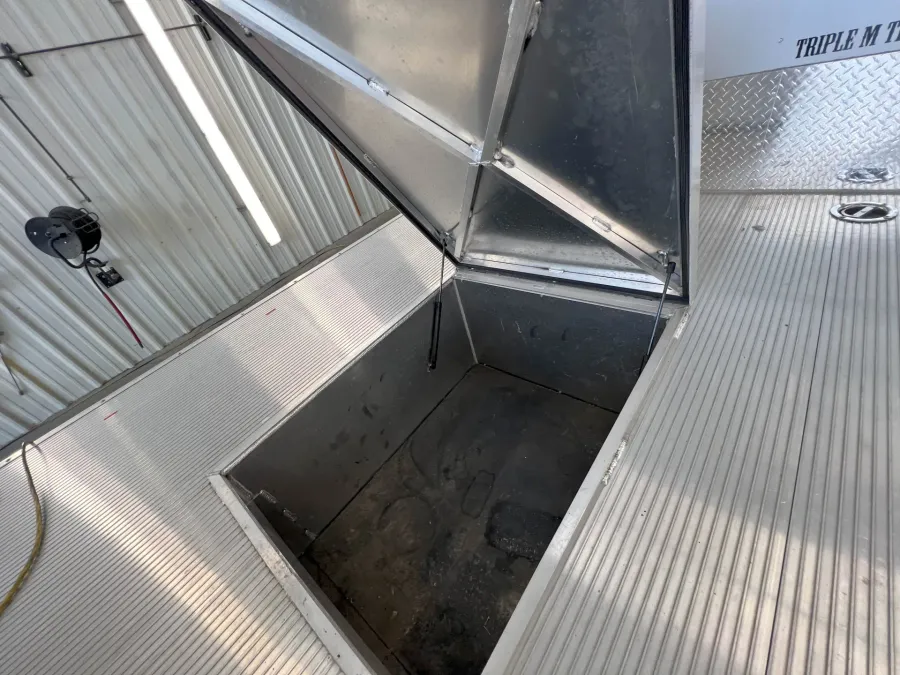 2023 Sundowner Krawler 2286 KM | Photo 26 of 25