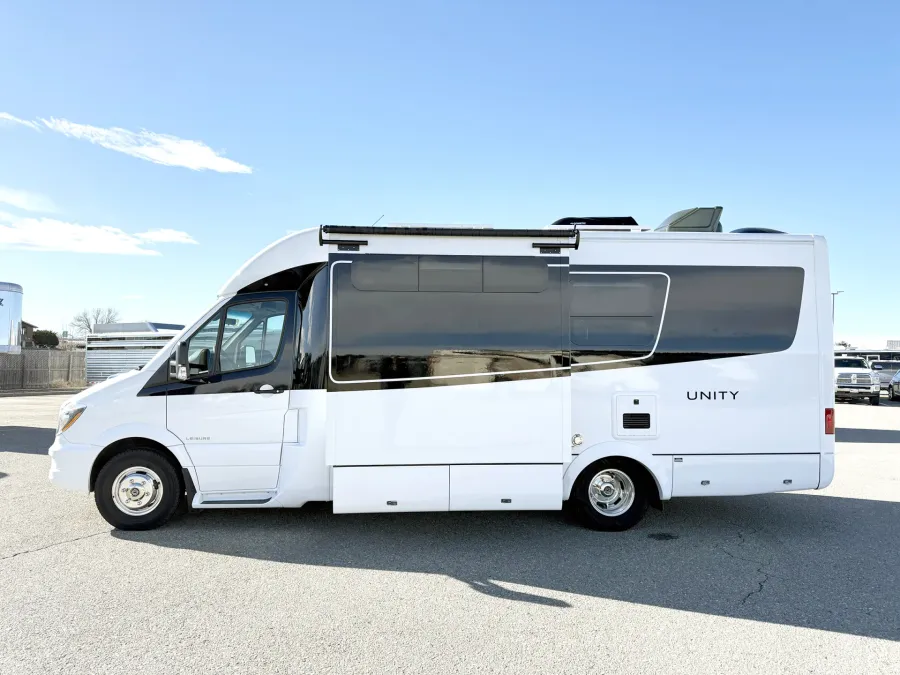 2018 Leisure Travel Van Unity 24MB | Photo 17 of 19