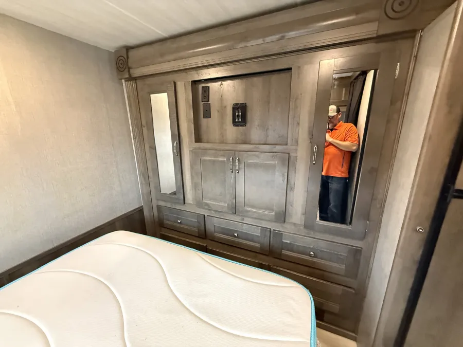 2022 Nexus Rebel 30R | Photo 15 of 22