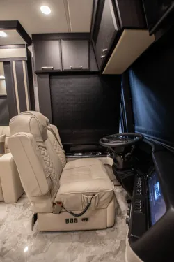 2026 Newmar Essex 4569 | Thumbnail Photo 9 of 35