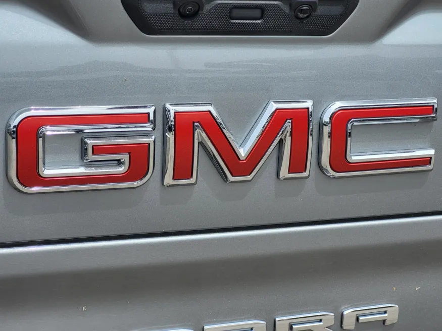 2026 GMC Sierra 1500 Elevation | Photo 10 of 24