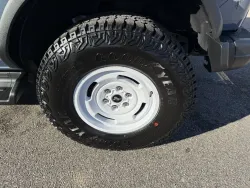 2025 Ford Bronco | Thumbnail Photo 10 of 26