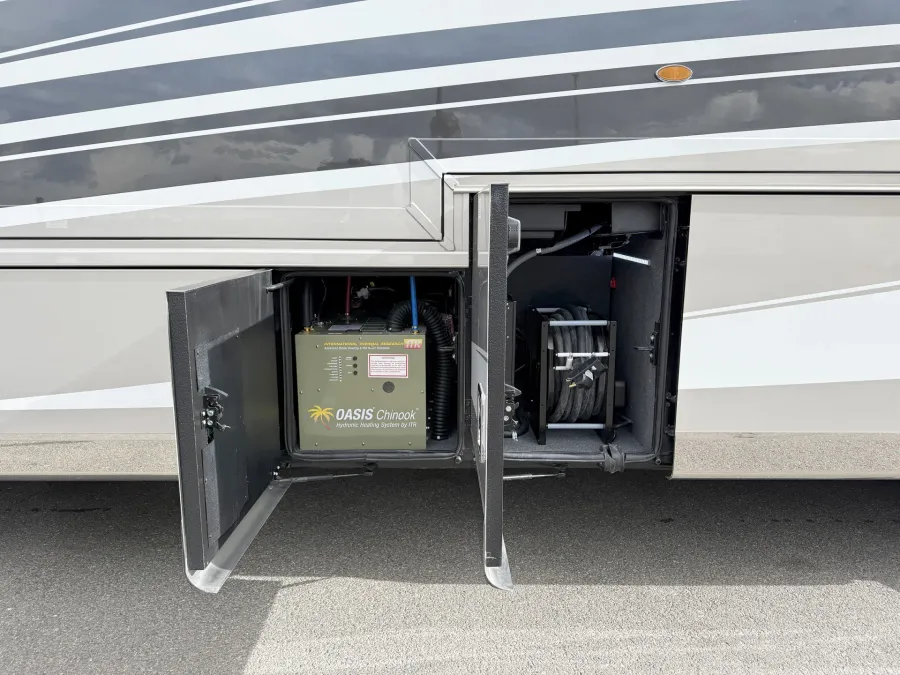 2026 Newmar Dutch Star 4081 | Photo 30 of 30