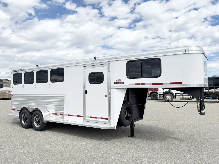 2026 Logan Coach Bullseye 4HGN | Photo 1 of 15