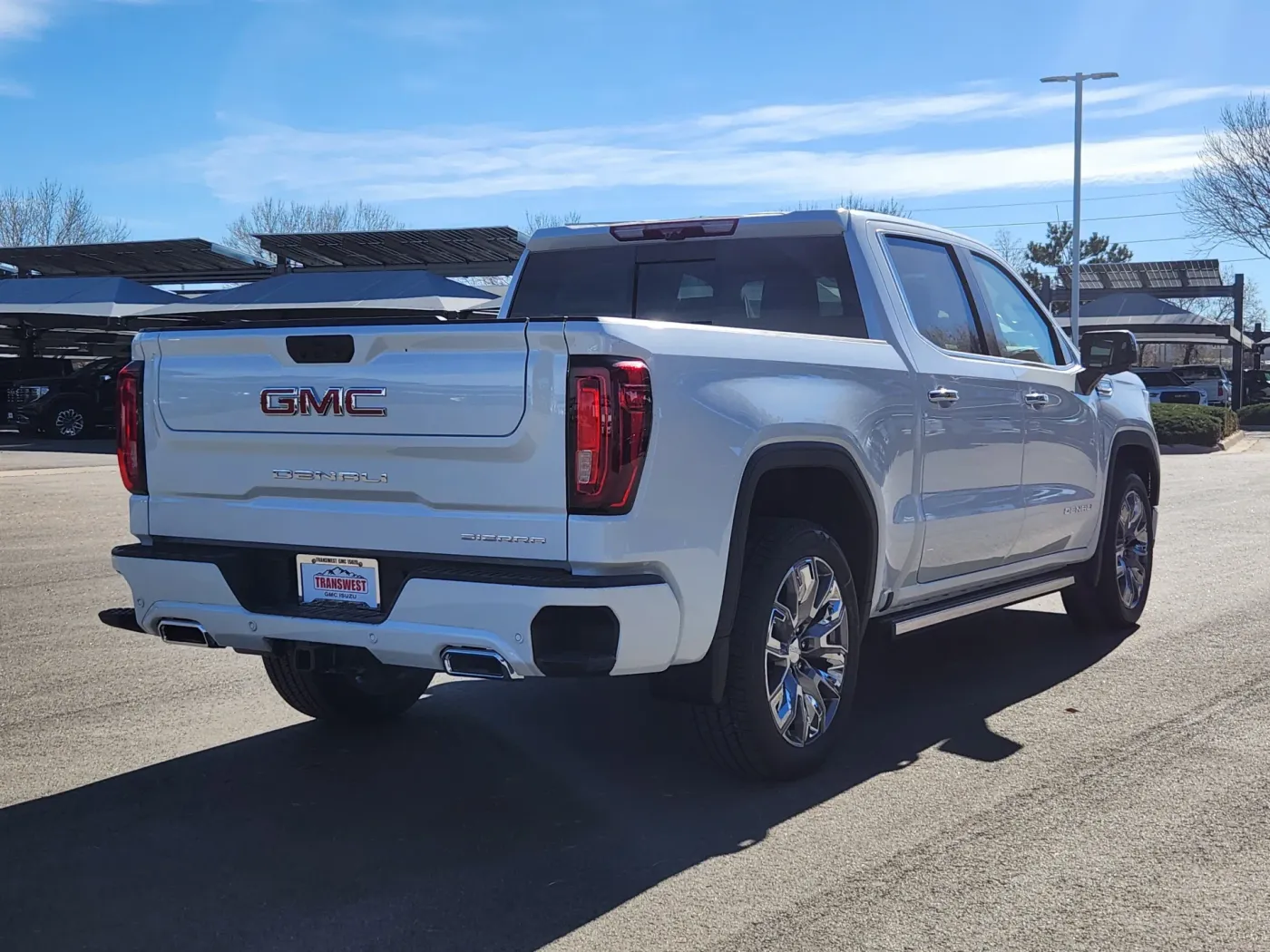 2026 GMC Sierra 1500 Denali | Photo 2 of 31