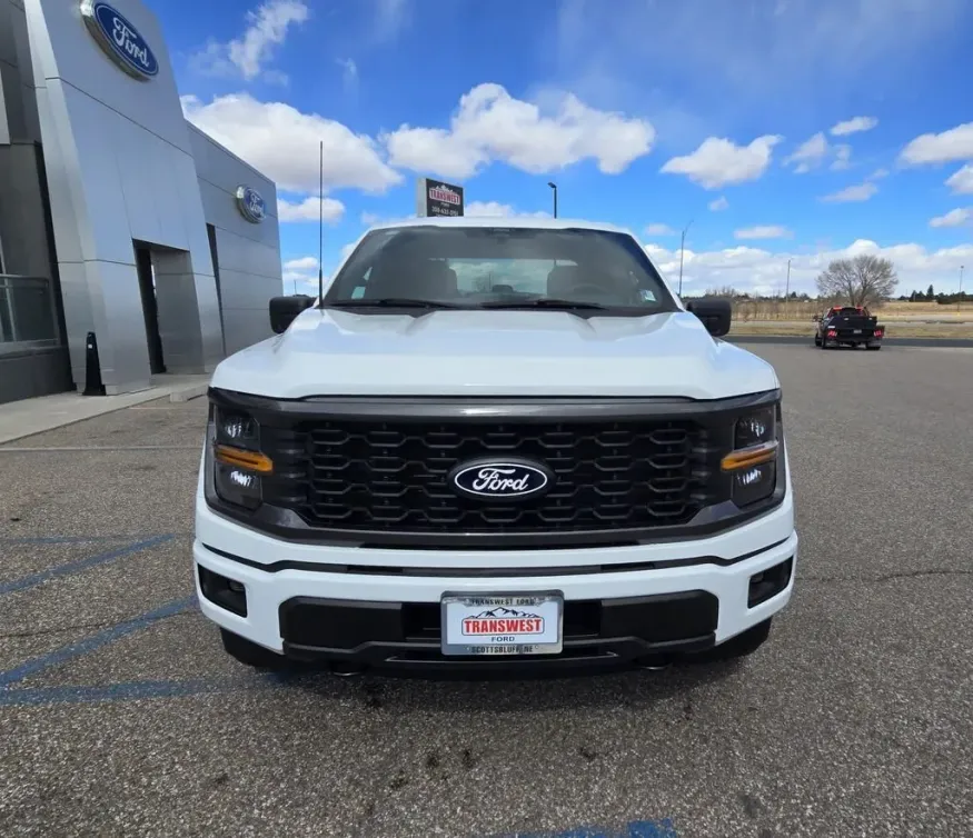 2026 Ford F-150 | Photo 2 of 29