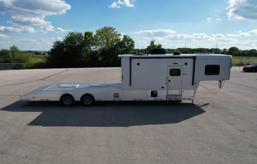 2023 Sundowner Krawler 2286 KM | Photo 4 of 25