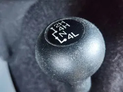 2015 Ford Super Duty F-250 SRW | Thumbnail Photo 17 of 20