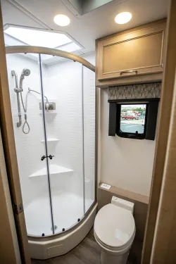 2026 Renegade Verona 36VSB | Thumbnail Photo 21 of 25