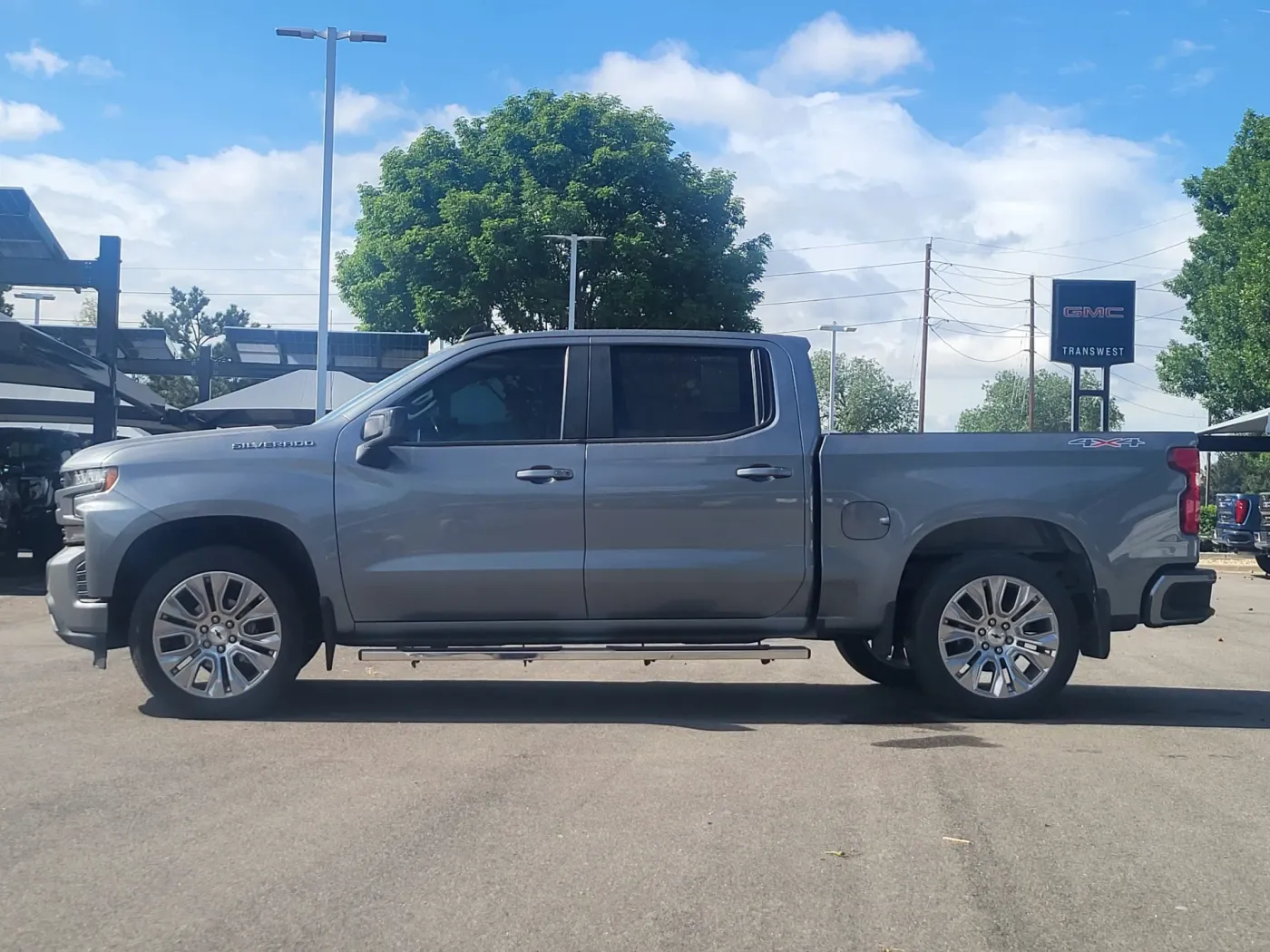 2020 Chevrolet Silverado 1500 RST | Photo 3 of 24