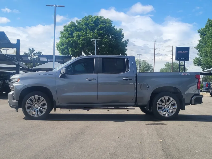 2020 Chevrolet Silverado 1500 RST | Photo 3 of 24