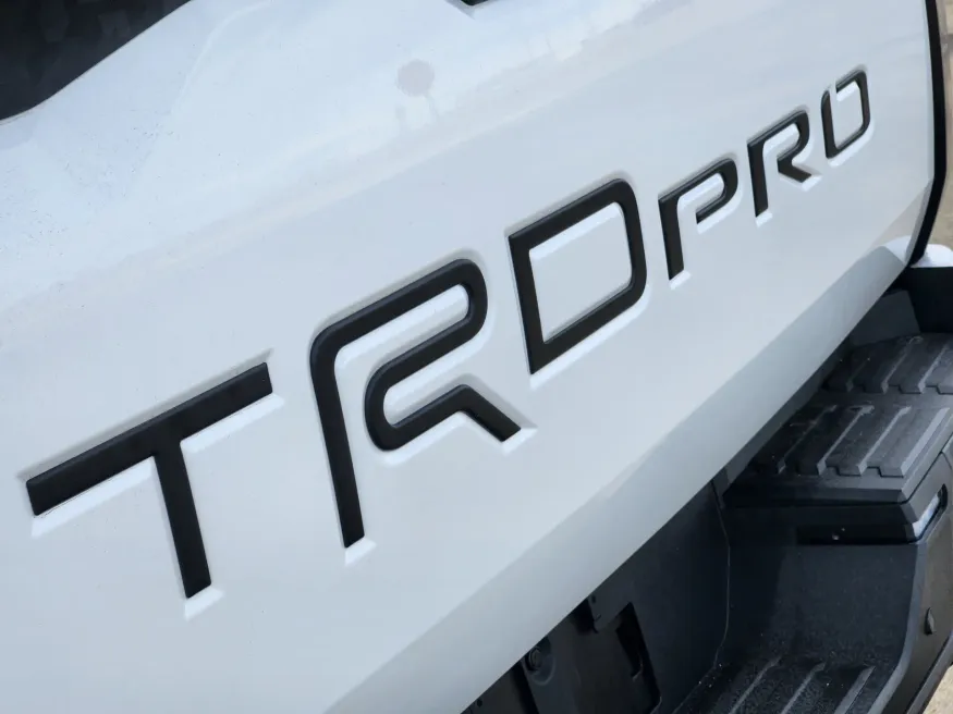 2023 Toyota Tundra 4WD TRD Pro Hybrid | Photo 6 of 22