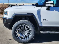 2024 GMC HUMMER EV SUV 3X | Thumbnail Photo 4 of 21