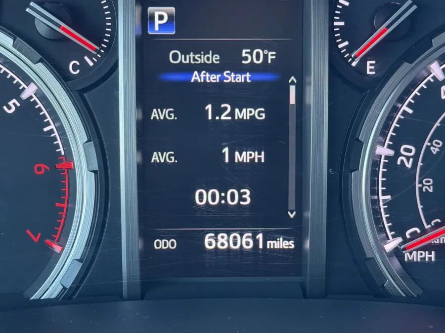 2022 Toyota 4Runner TRD Off Road Premium | Photo 17 of 19