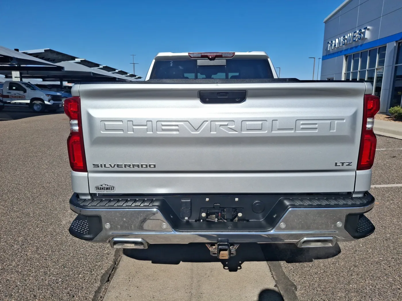 2020 Chevrolet Silverado 1500 LTZ | Photo 3 of 23