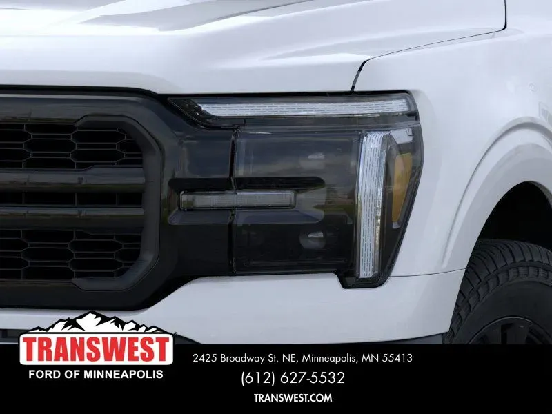 2025 Ford F-150 Lariat | Photo 17 of 22