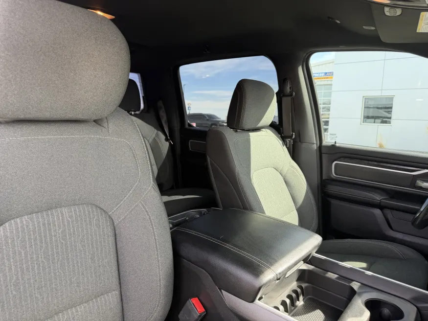 2020 RAM 1500 Big Horn | Photo 11 of 19