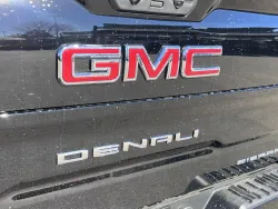 2026 GMC Sierra 1500 Denali | Thumbnail Photo 13 of 30