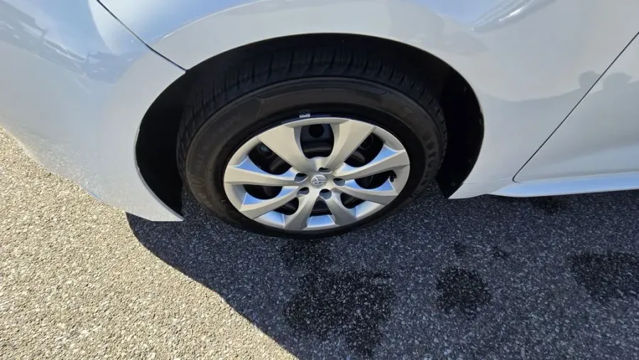 2024 Toyota Corolla | Photo 9 of 28