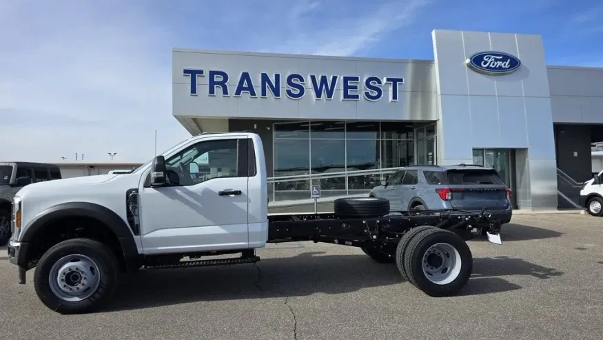 2026 Ford Super Duty F-600 | Photo 1 of 25