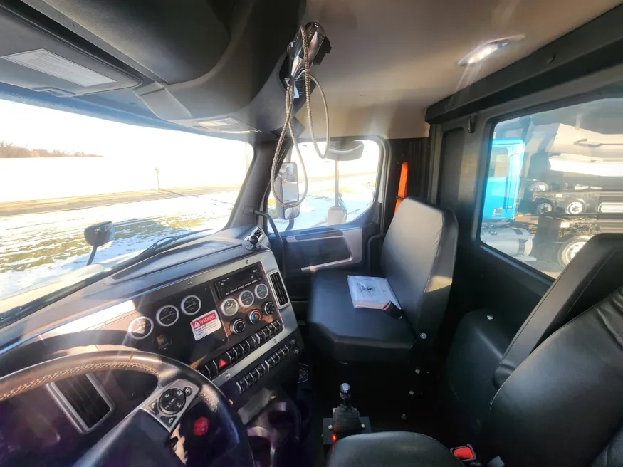 2023 Western Star 47X | Photo 10 of 14