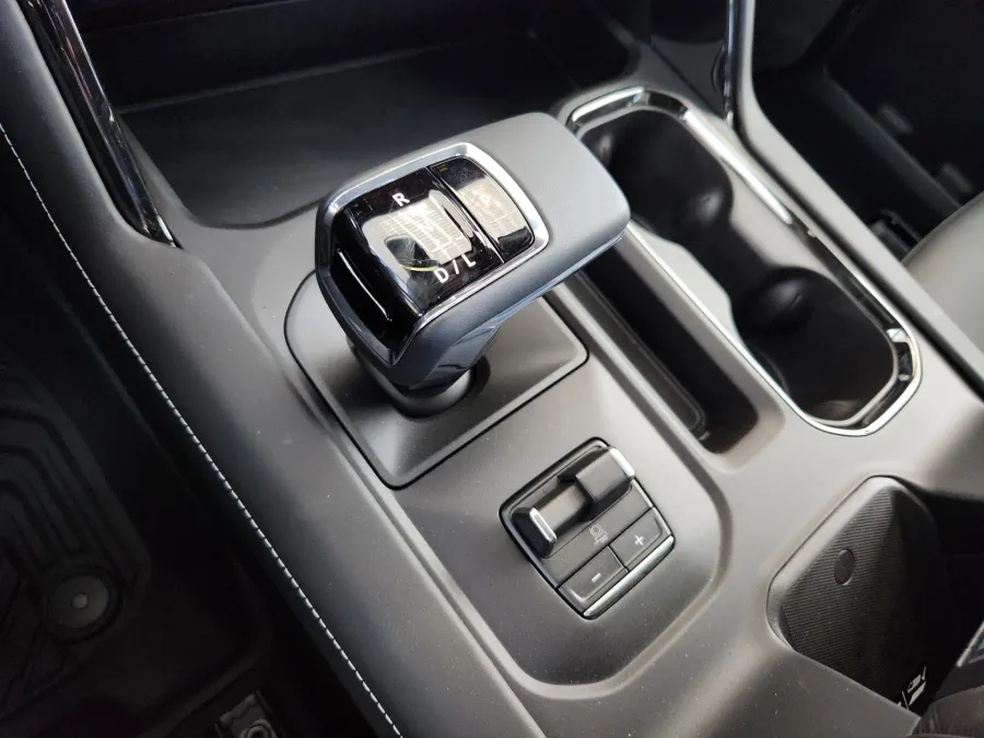 2026 GMC Sierra 1500 AT4X | Photo 23 of 28